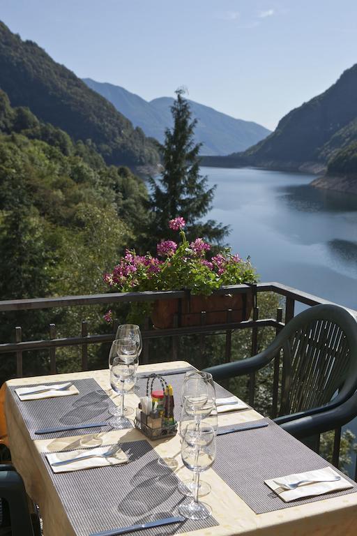 Hotel Al Lago Vogorno Eksteriør billede