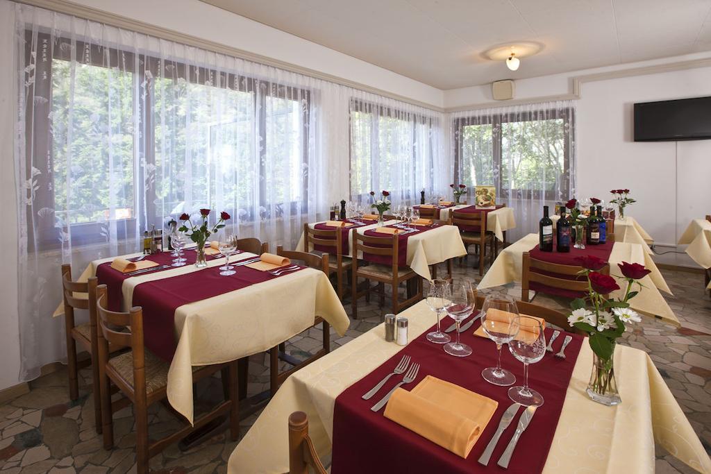Hotel Al Lago Vogorno Eksteriør billede