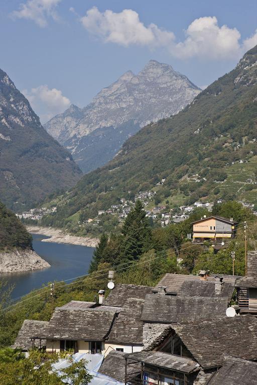 Hotel Al Lago Vogorno Eksteriør billede
