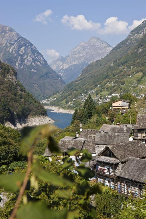 Hotel Al Lago Vogorno Eksteriør billede